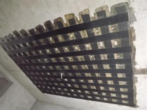 双鸭山楼板加固